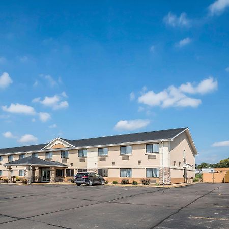 Quality Inn Coralville - Iowa River Landing מראה חיצוני תמונה